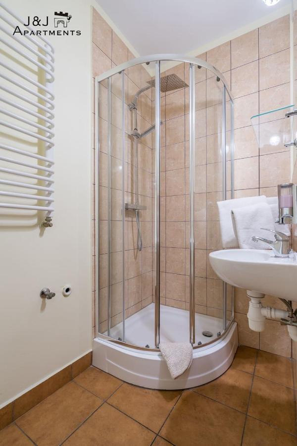 J&J Apartments, Szeroka 25 Apartament 13 Торунь Екстер'єр фото