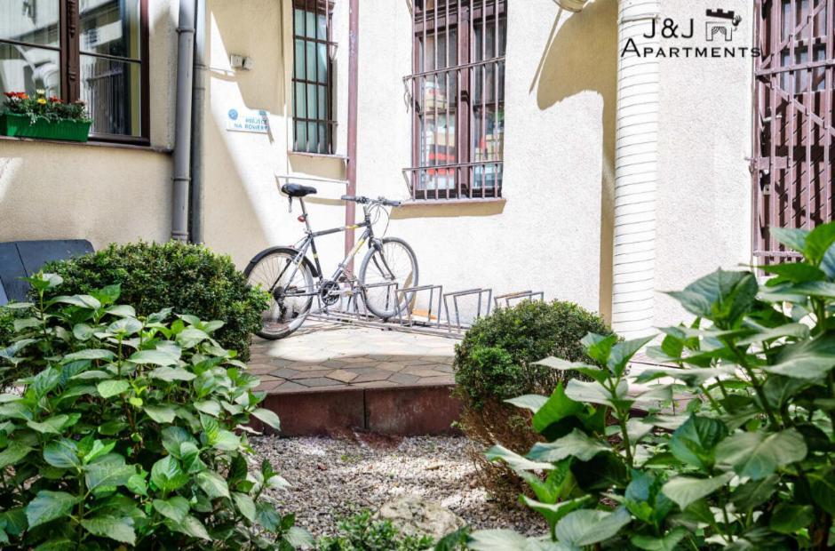 J&J Apartments, Szeroka 25 Apartament 13 Торунь Екстер'єр фото